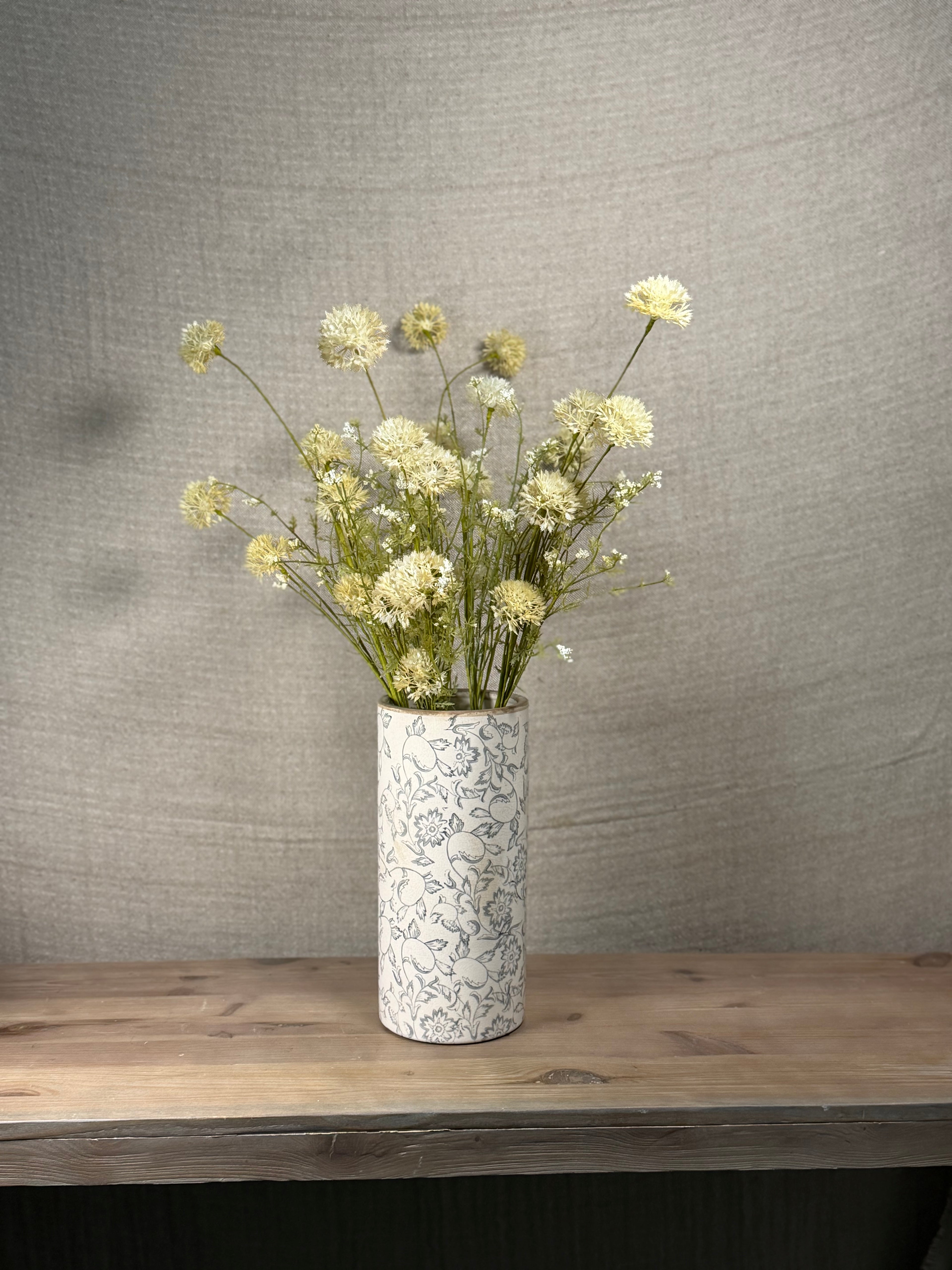 Heirloom Vase 11”