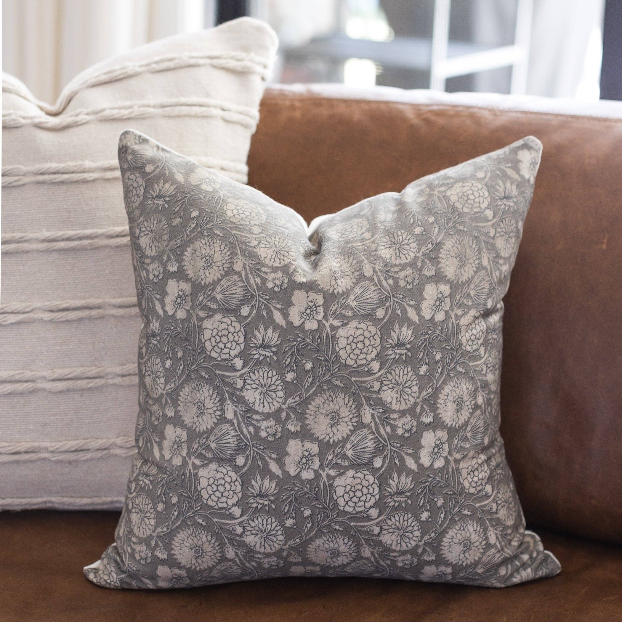 Gracie Pillow Cover 22”