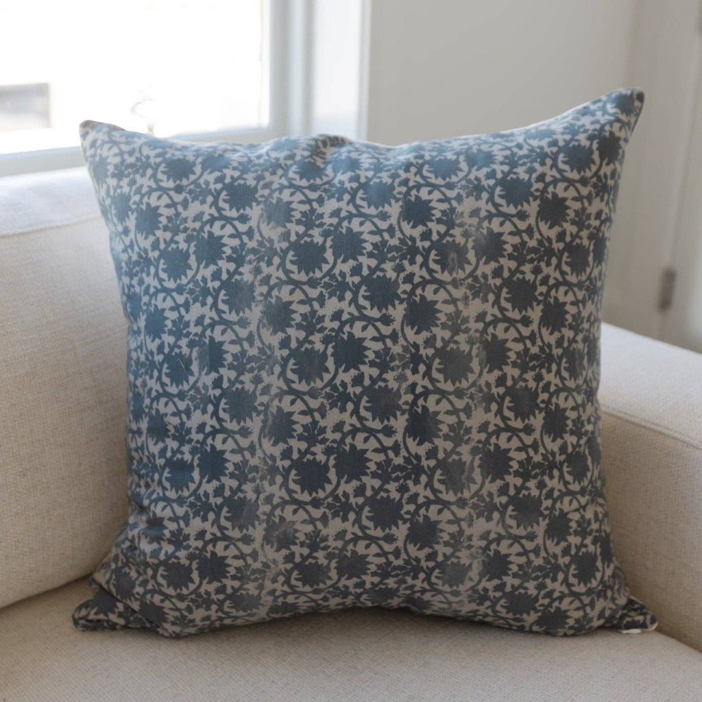 Briar Pillow Cover 22”