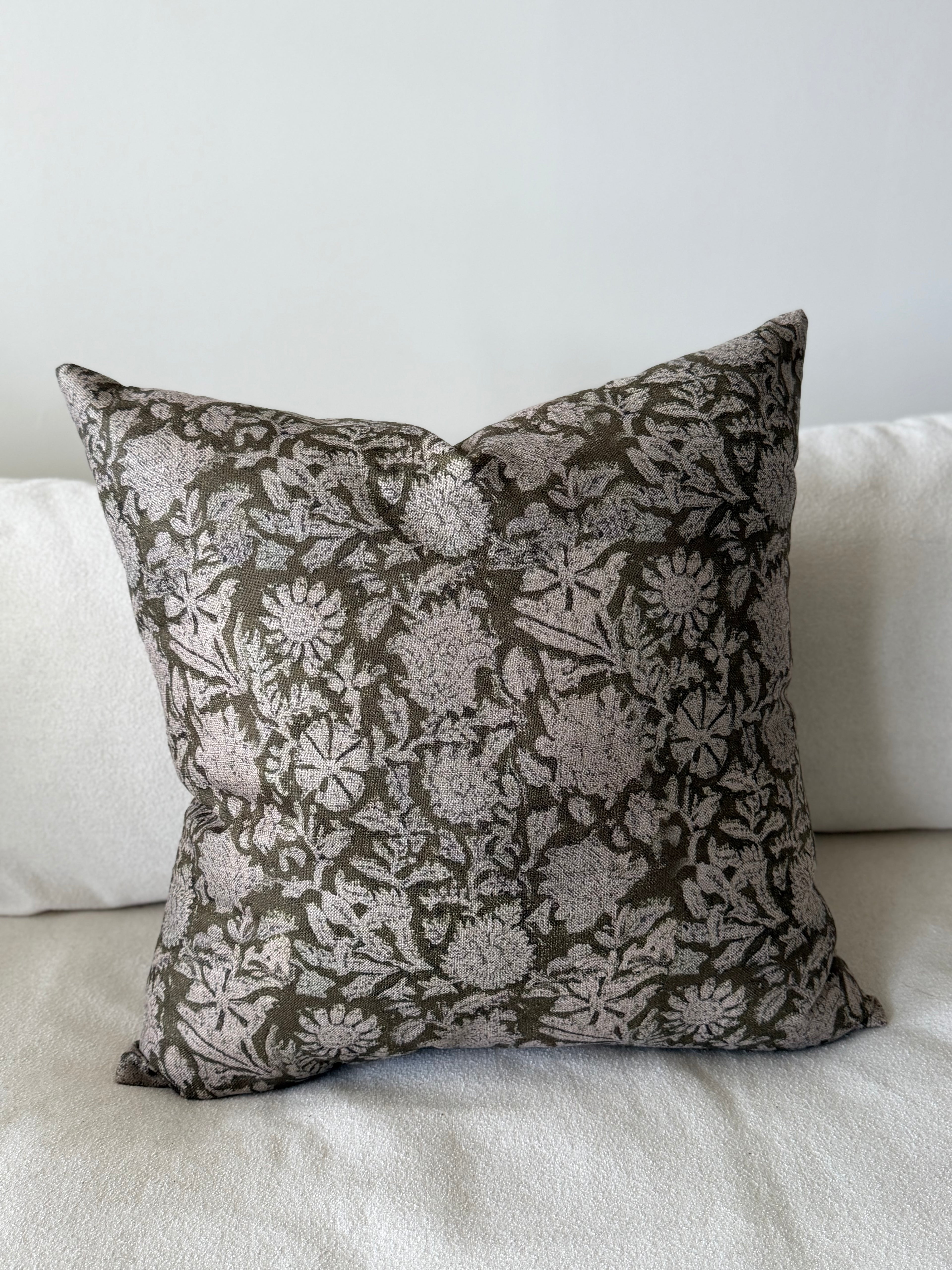 Meadow Pillow 22”x22”