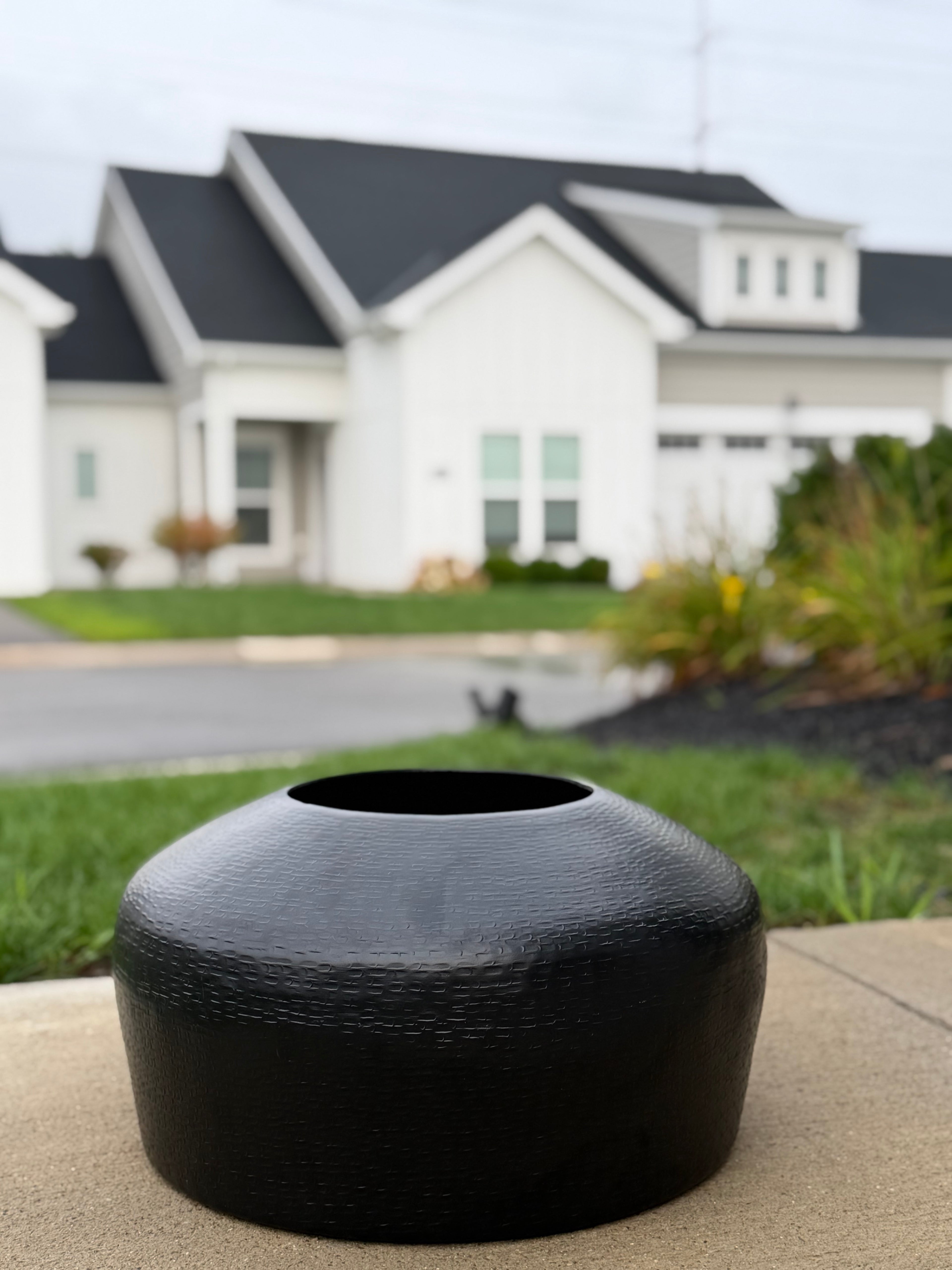 Black Textured Vase Large