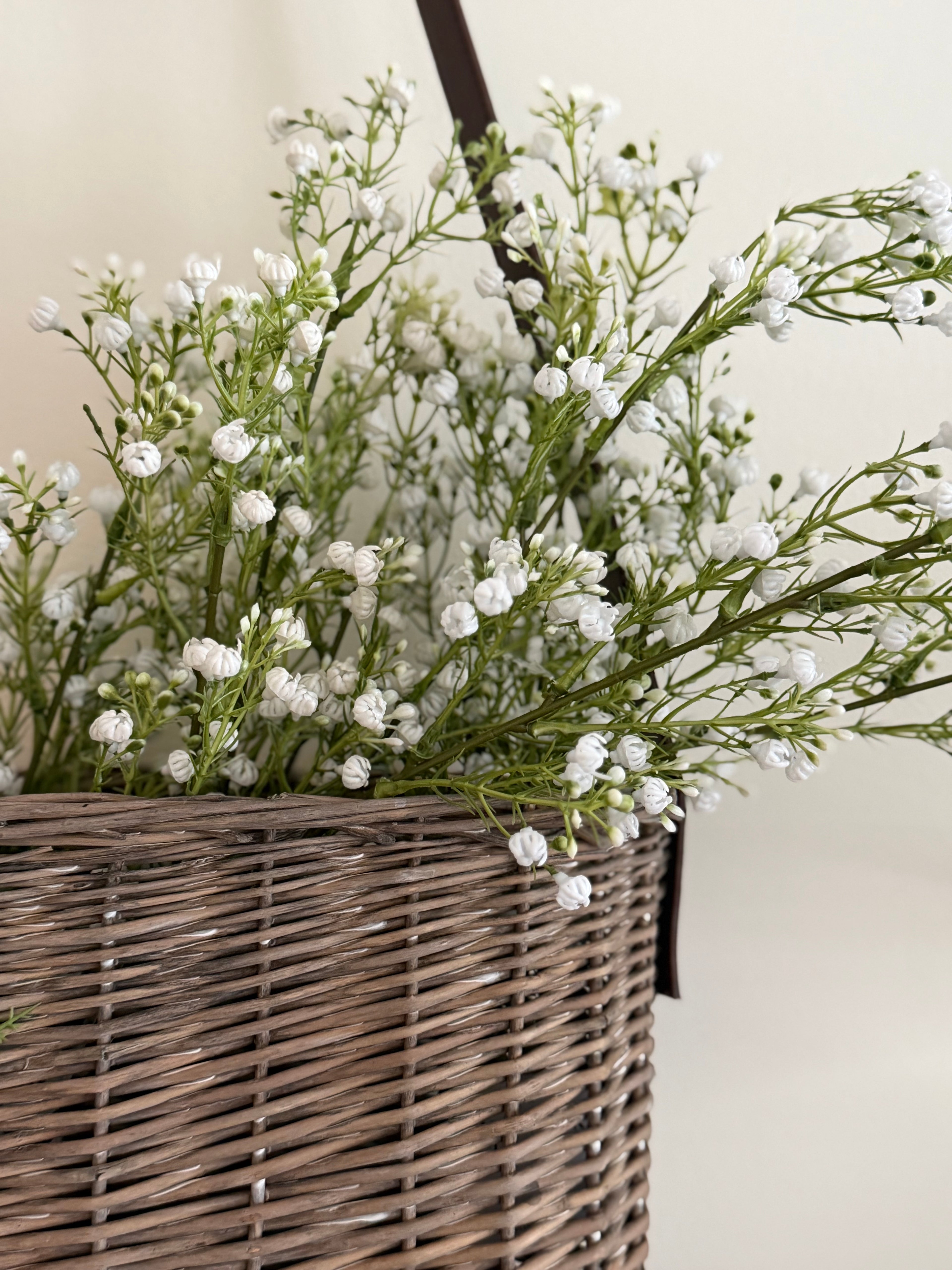 Wispy Baby’s Breath Spray 25.5”