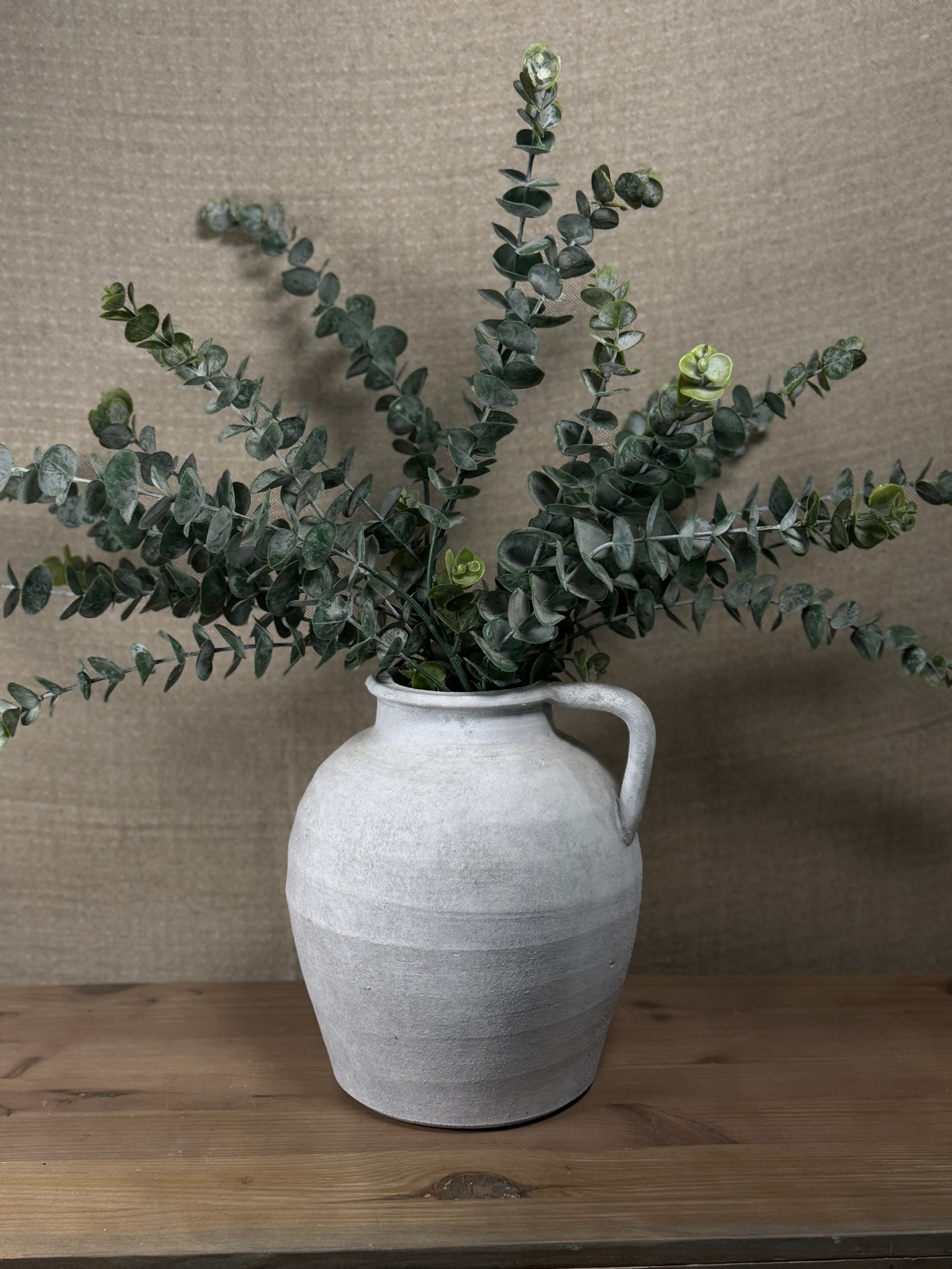 Elara Jug