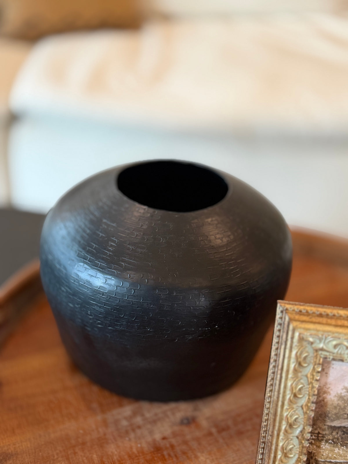 Black Metal Textured Vase Medium