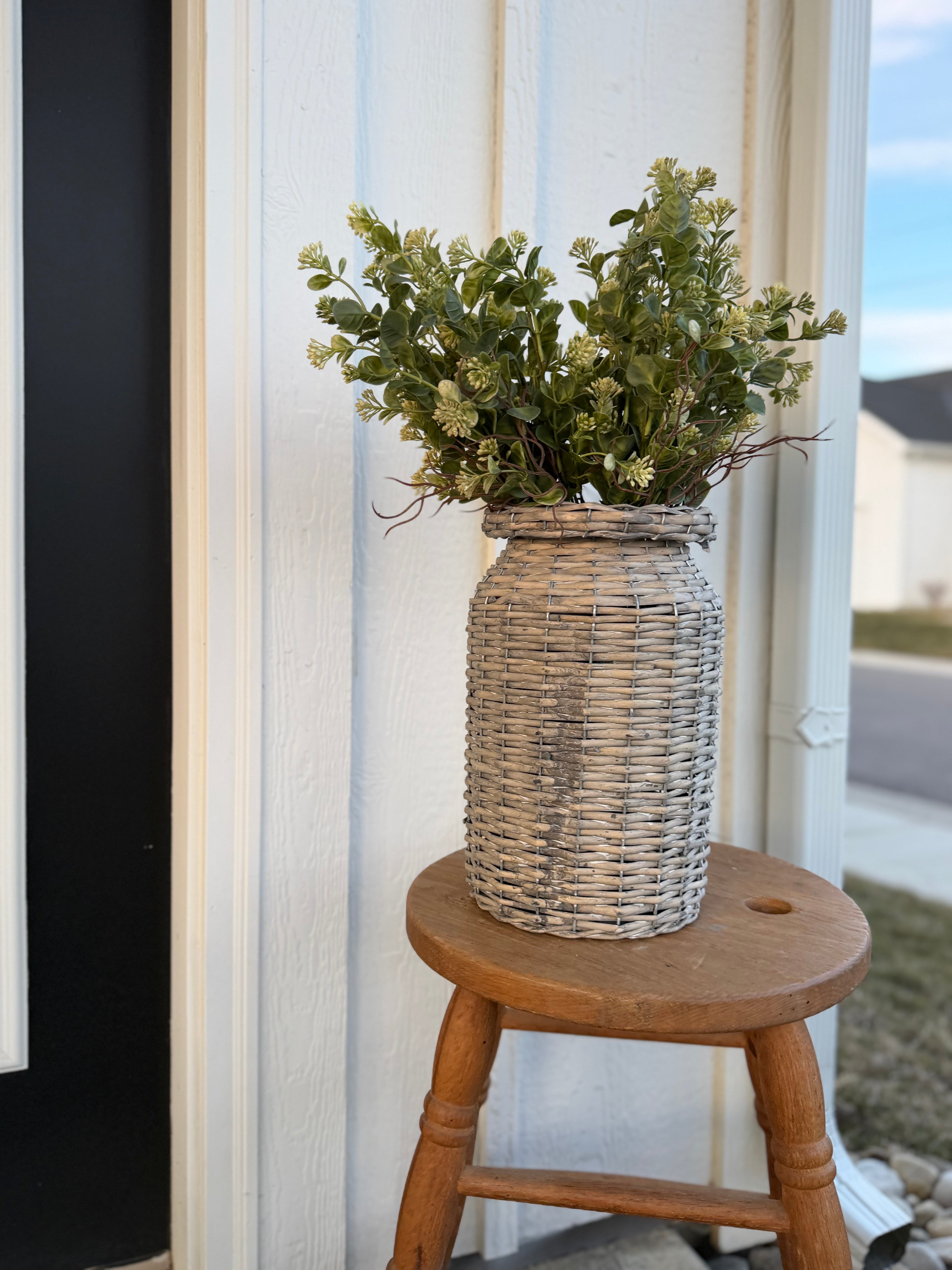 Willow Cottage Vase