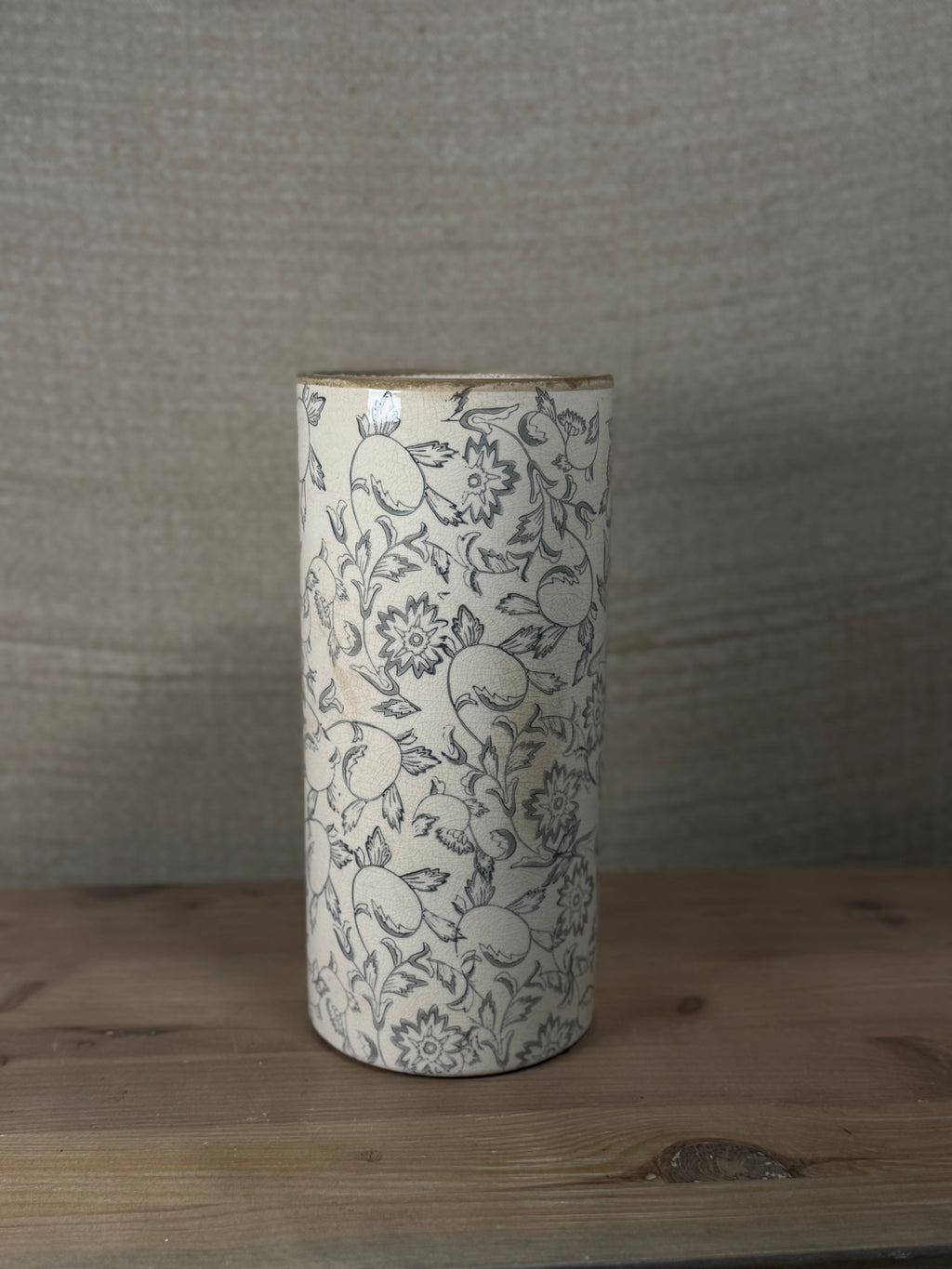 Heirloom Vase 11”
