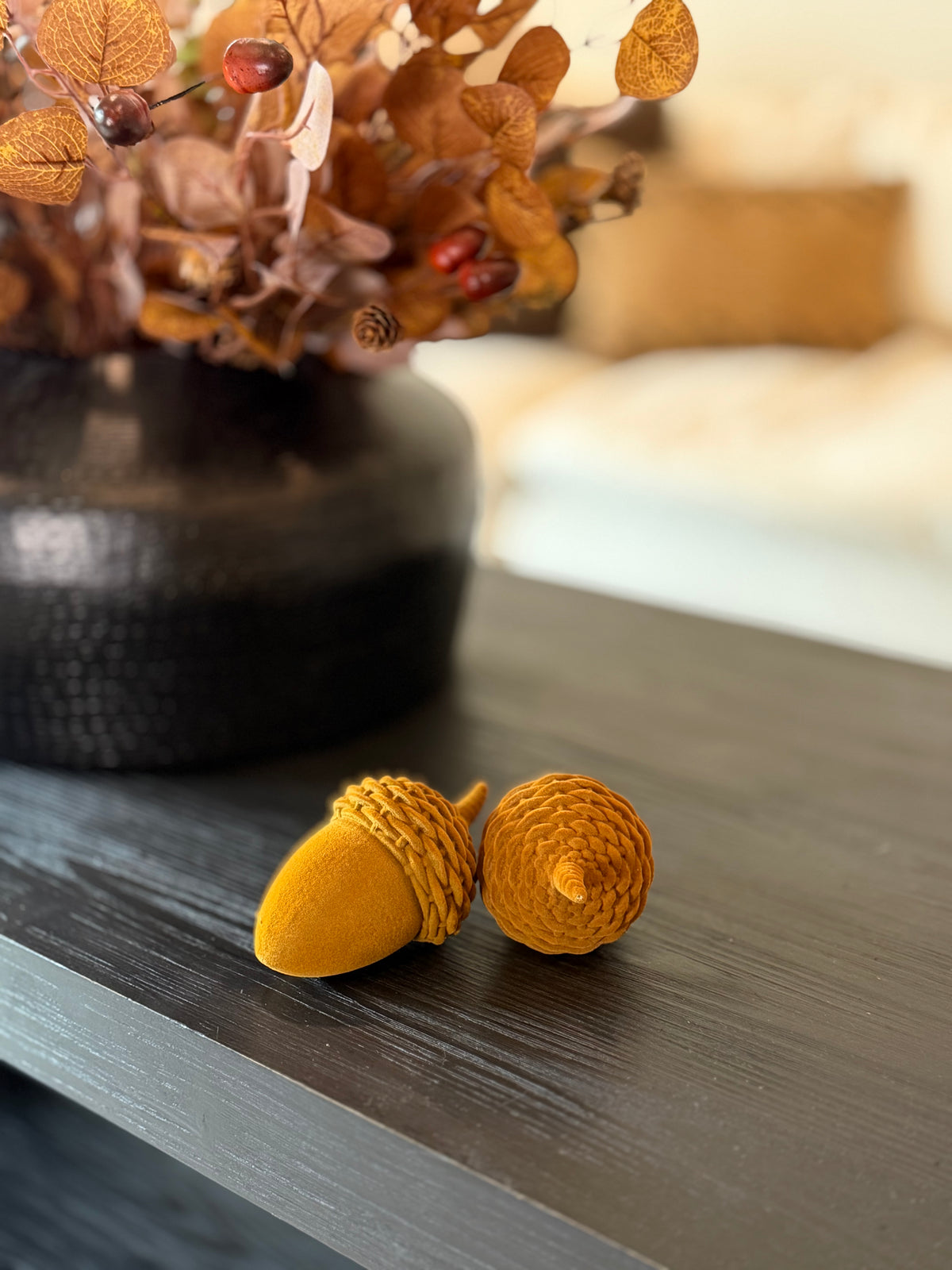 Flocked Acorn, Mustard