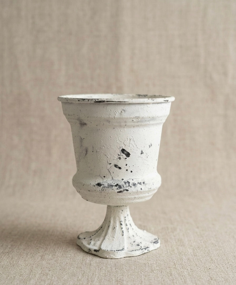 Elden Distressed Urn, Cream