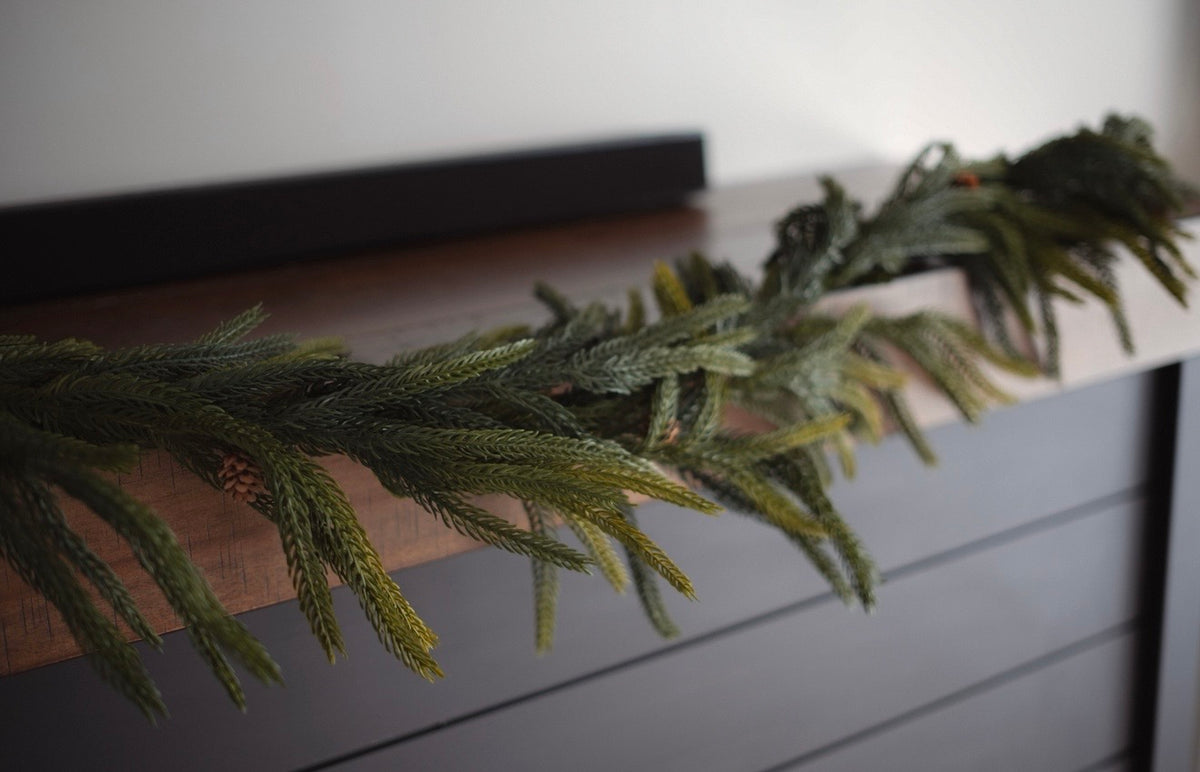 Soft Touch Short Needle Pine Garland, 5ft