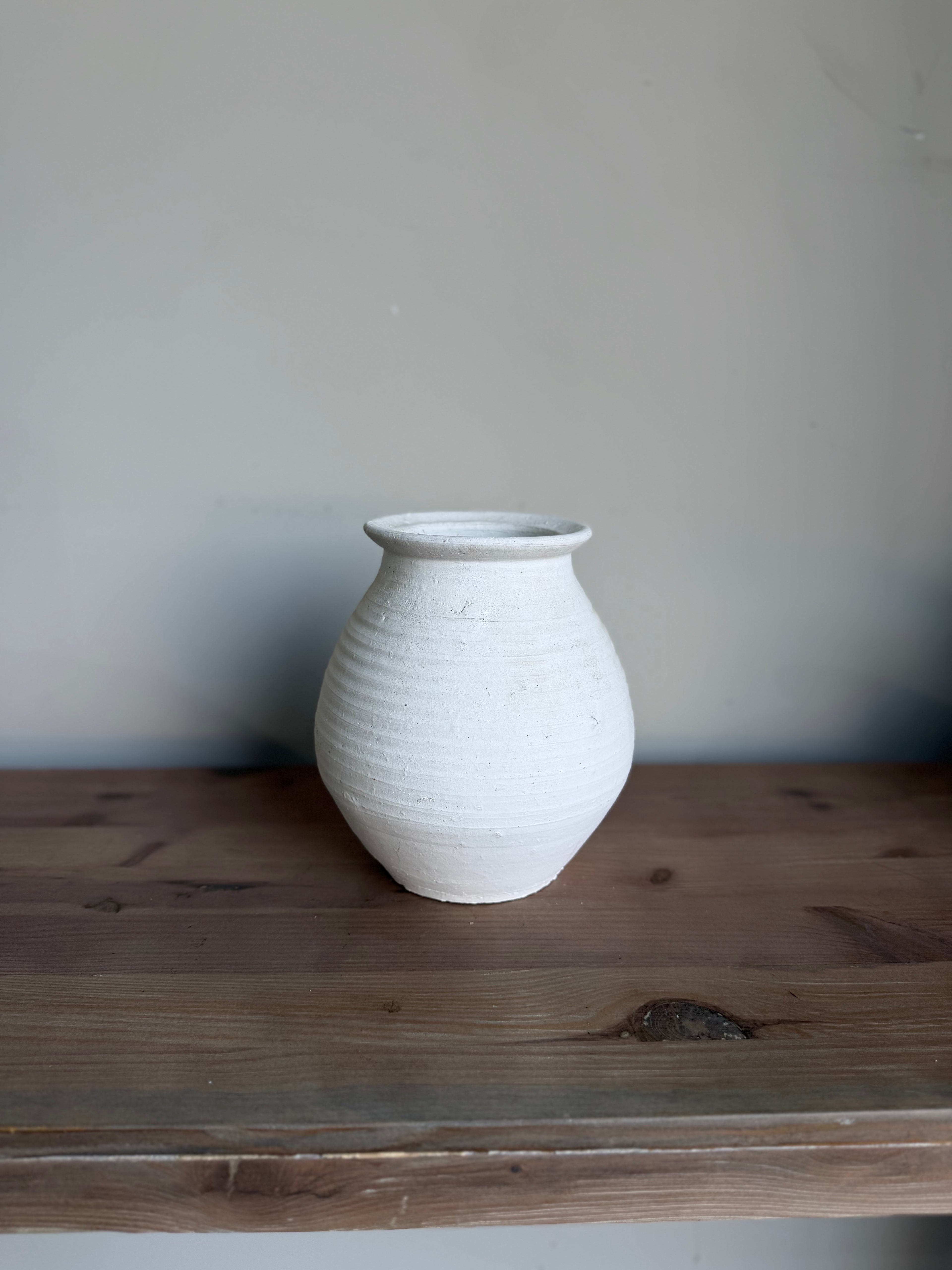 Chesney Vase 6”
