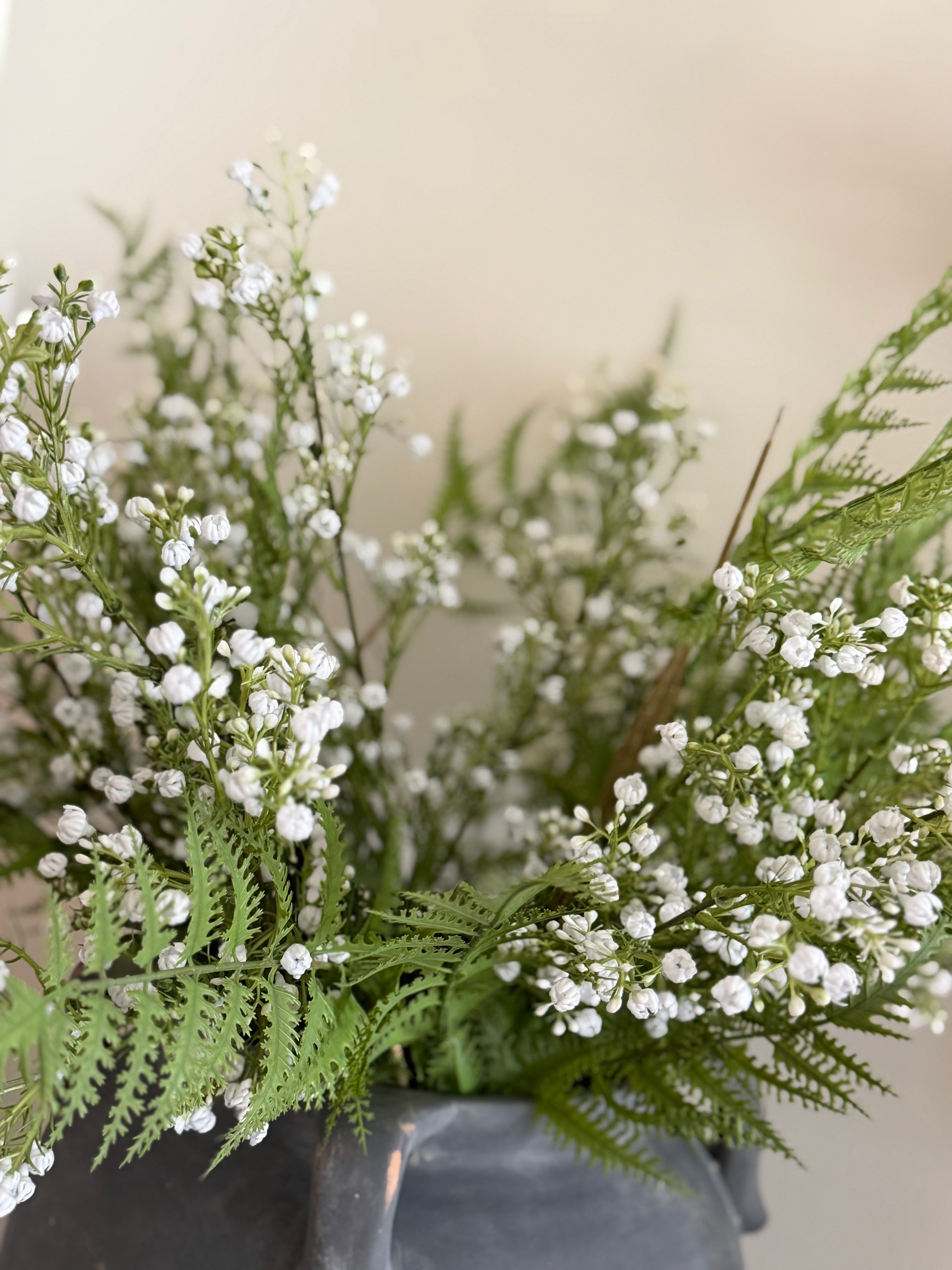 Wispy Baby’s Breath Spray 25.5”