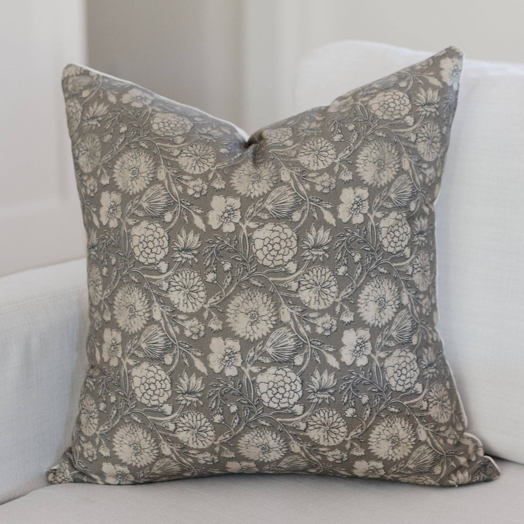 Gracie Pillow Cover 22”